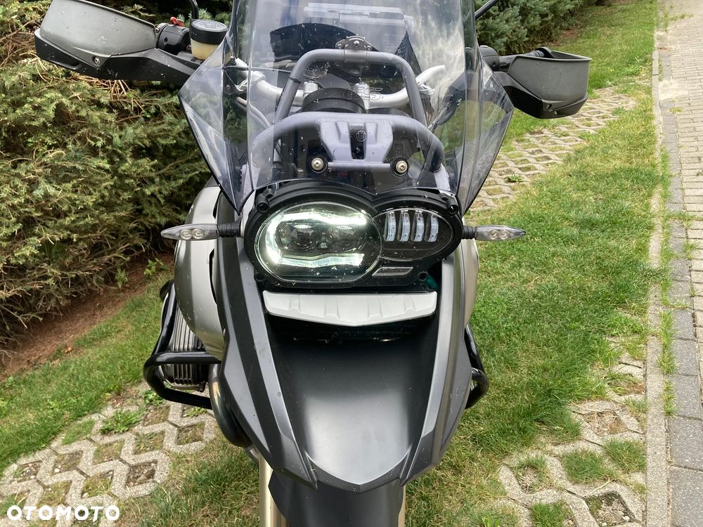 BMW R - 12