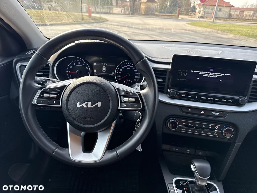 Kia Ceed 1.5 T-GDI M DCT - 14
