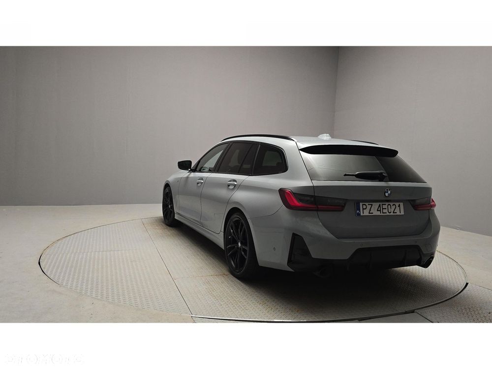 BMW Seria 3 320d xDrive Sport - 4