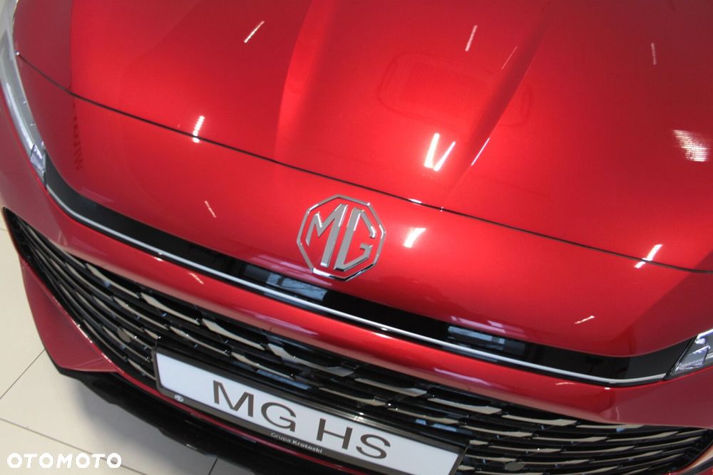 MG HS Hybrid+ - 6