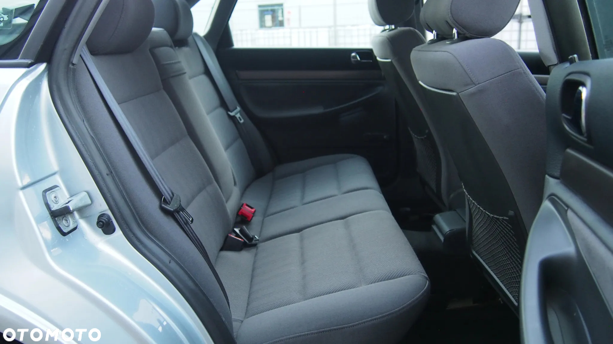 Audi A4 1.6 - 7