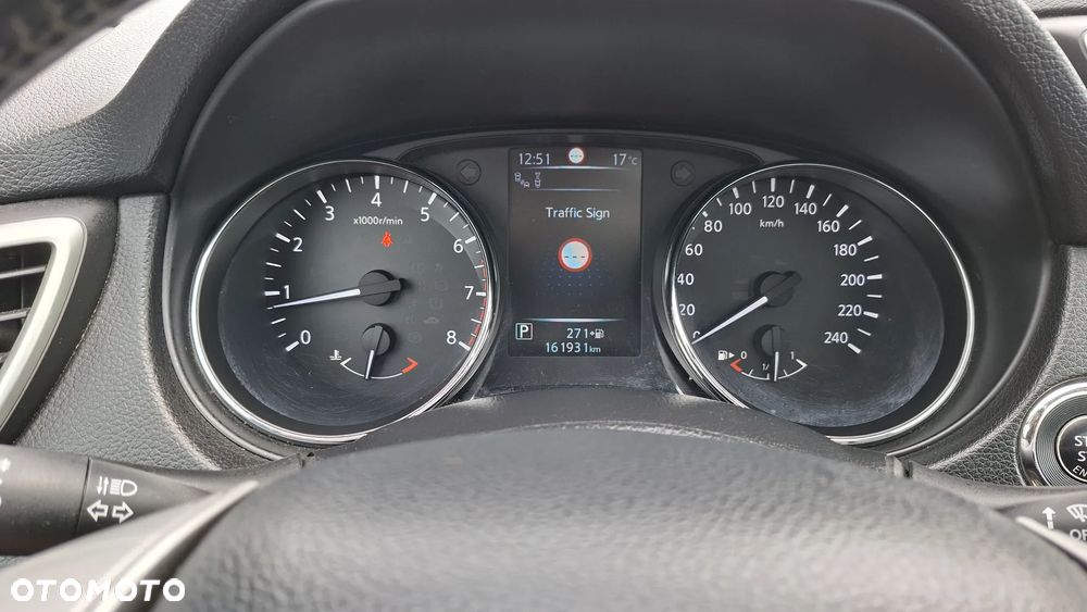 Nissan Qashqai 1.2 DIG-T Xtronic 360 - 25