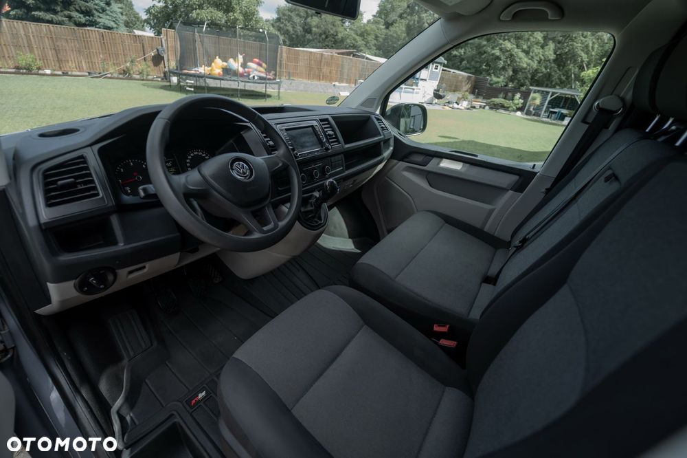 Volkswagen Transporter - 16
