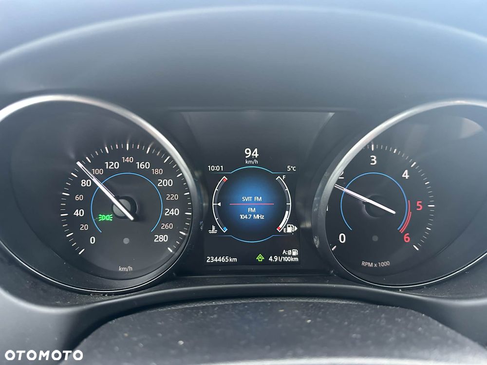 Jaguar XE E-Performance Pure - 11