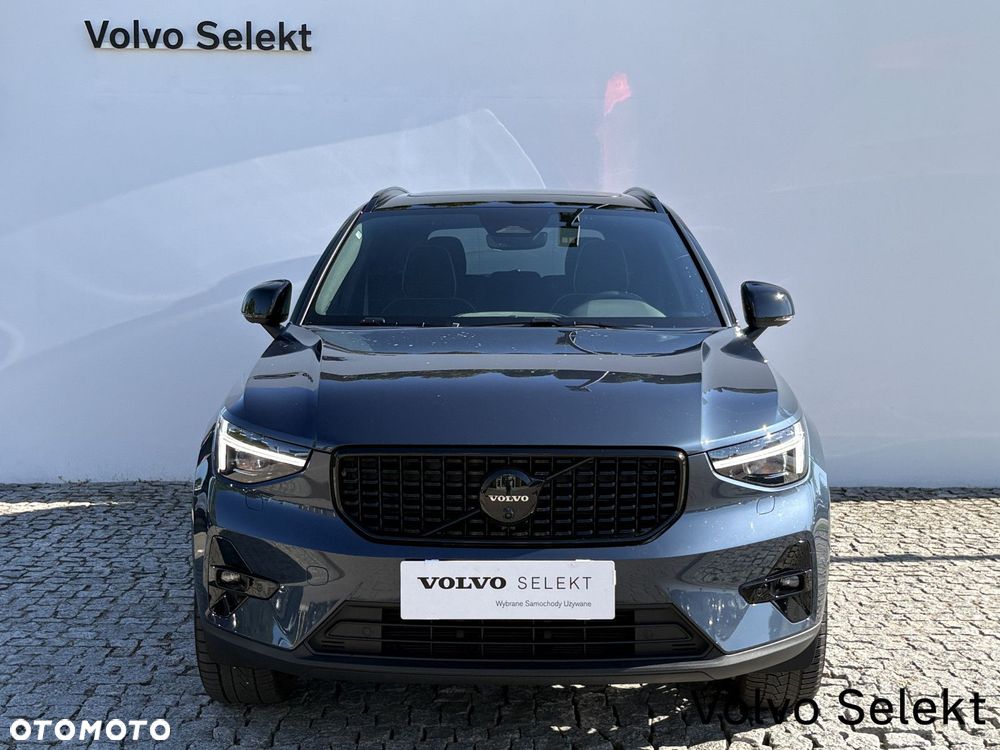 Volvo XC 40 - 3