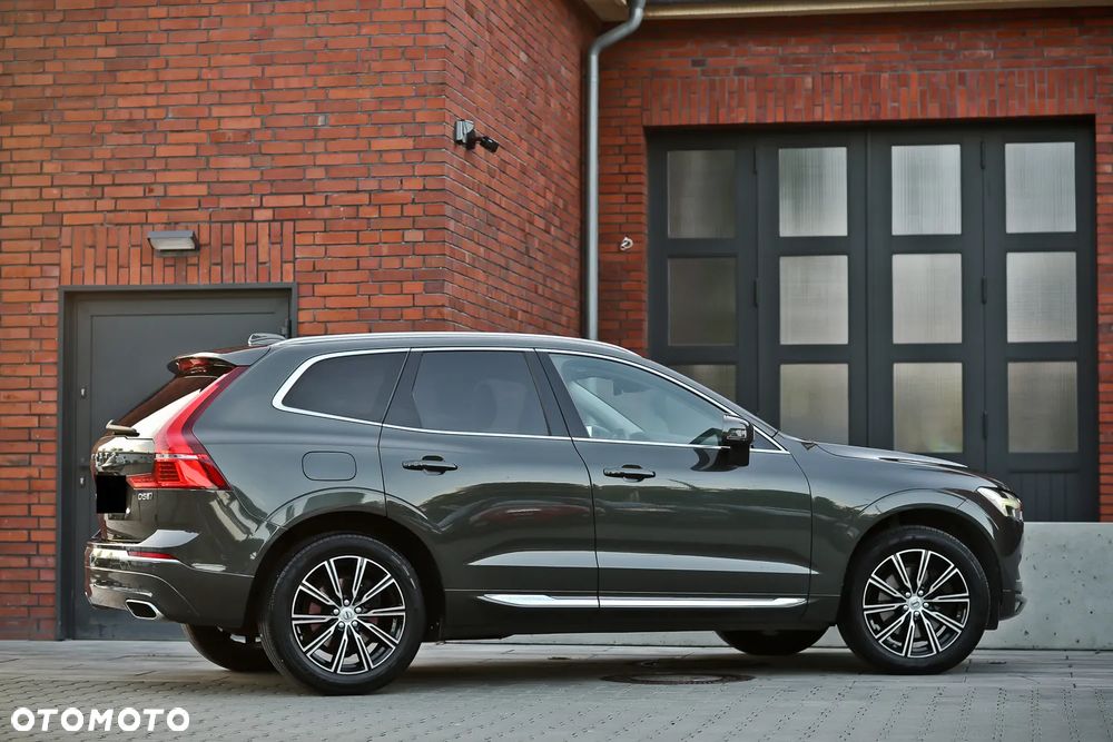 Volvo XC 60 D5 AWD Geartronic Inscription - 17