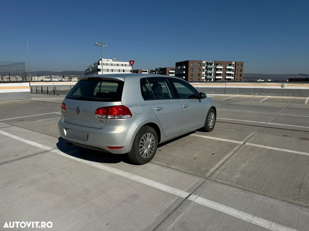 Volkswagen Golf 2.0 TDI DPF Trendline - 5