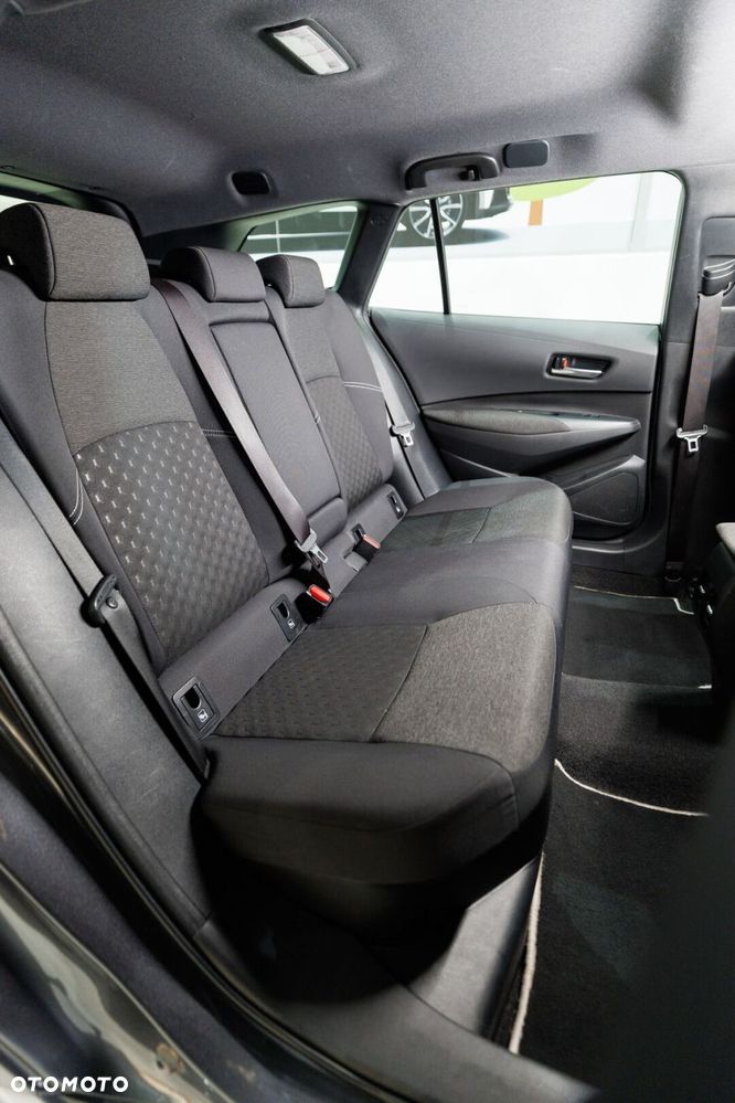Toyota Corolla 1.8 Hybrid Comfort - 21