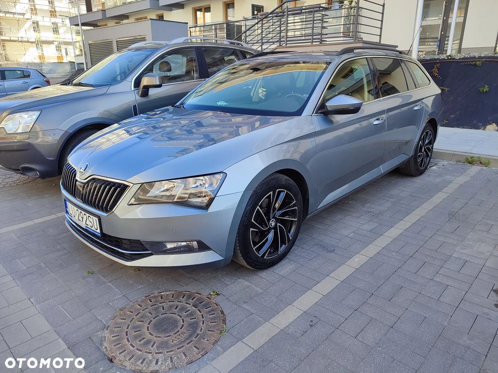Skoda Superb 1.6 TDI DSG Ambition - 1