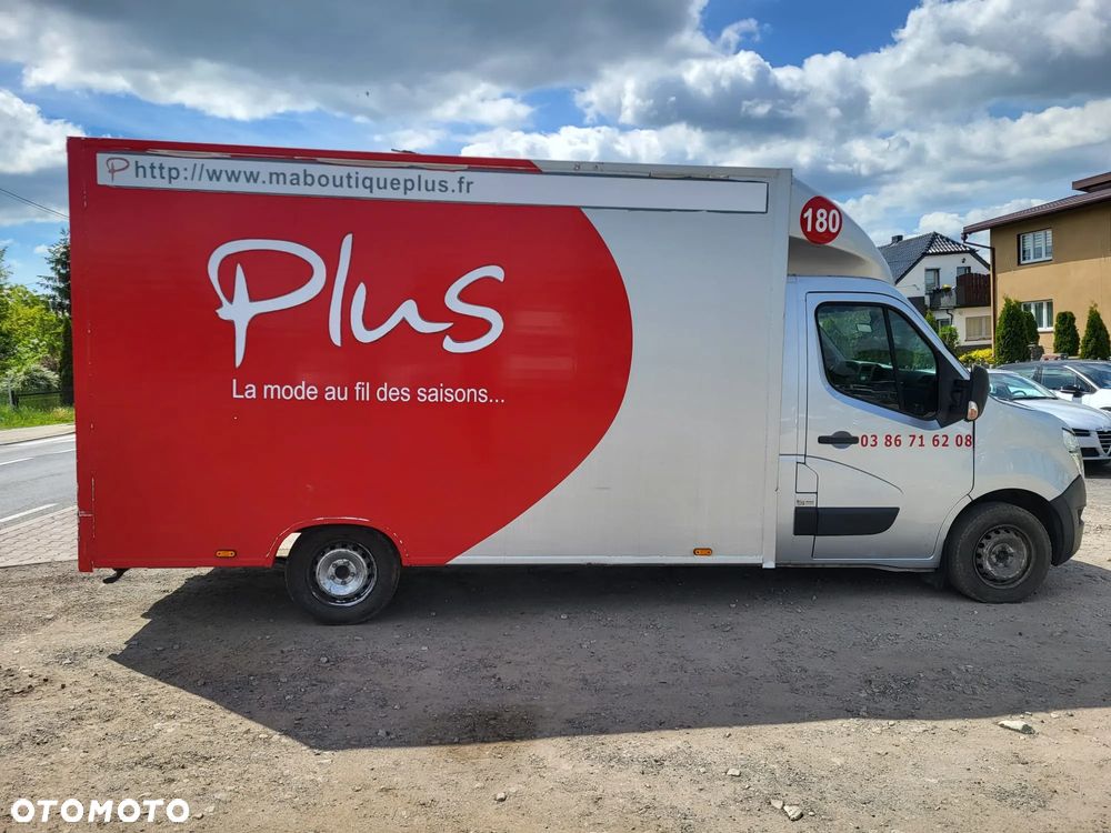 Nissan NV400 - 12