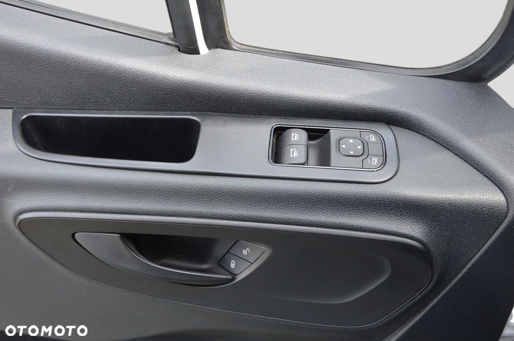 Mercedes-Benz Sprinter ... - 16
