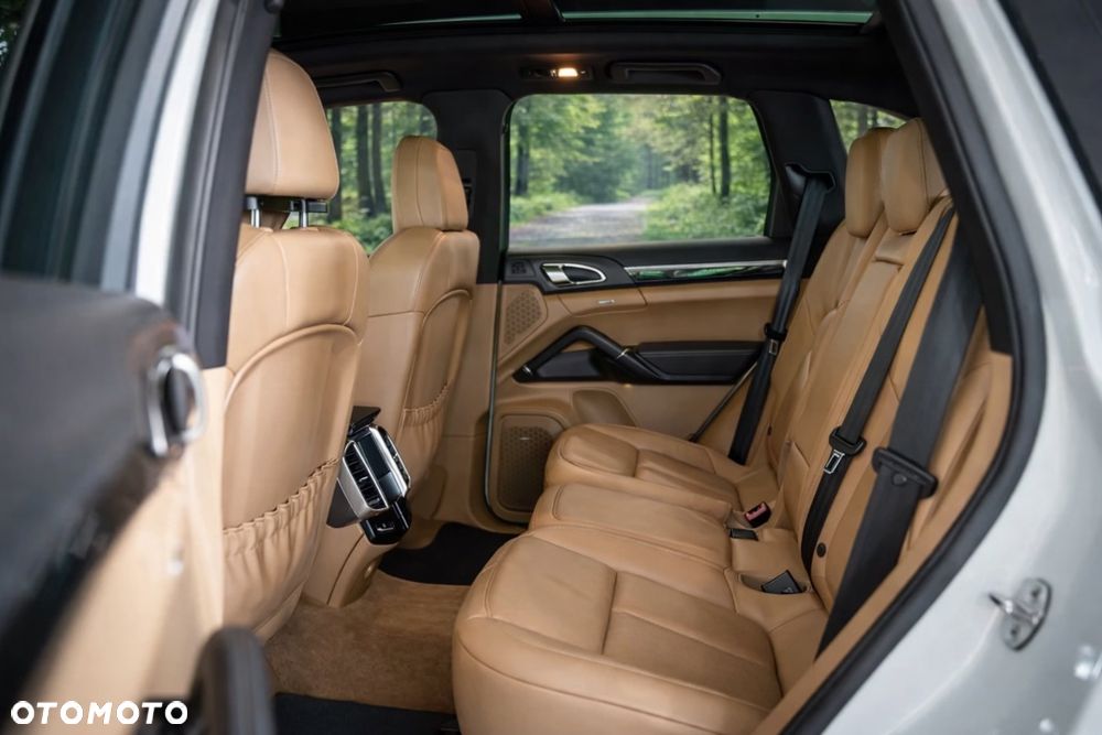 Porsche Cayenne Diesel - 13