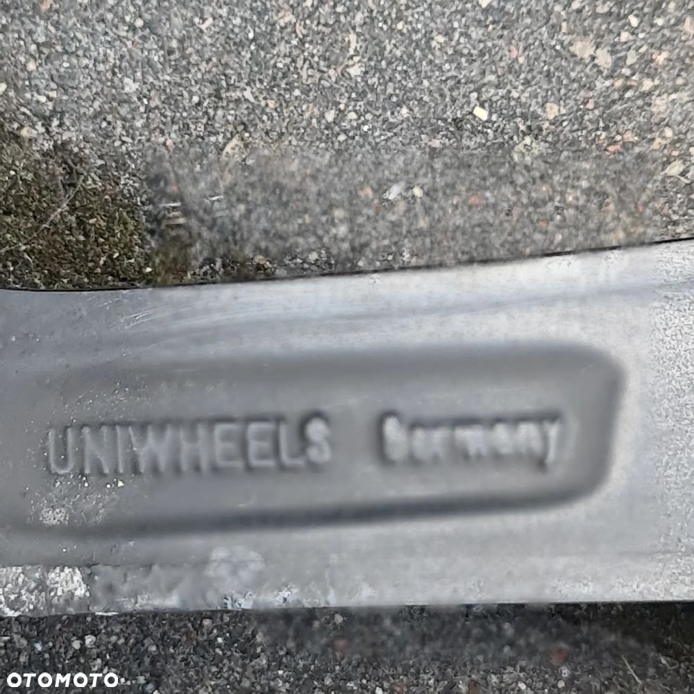 Komplet felg z oponami - 5