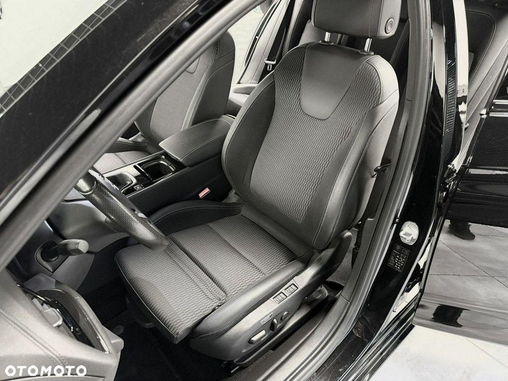Opel Insignia - 10
