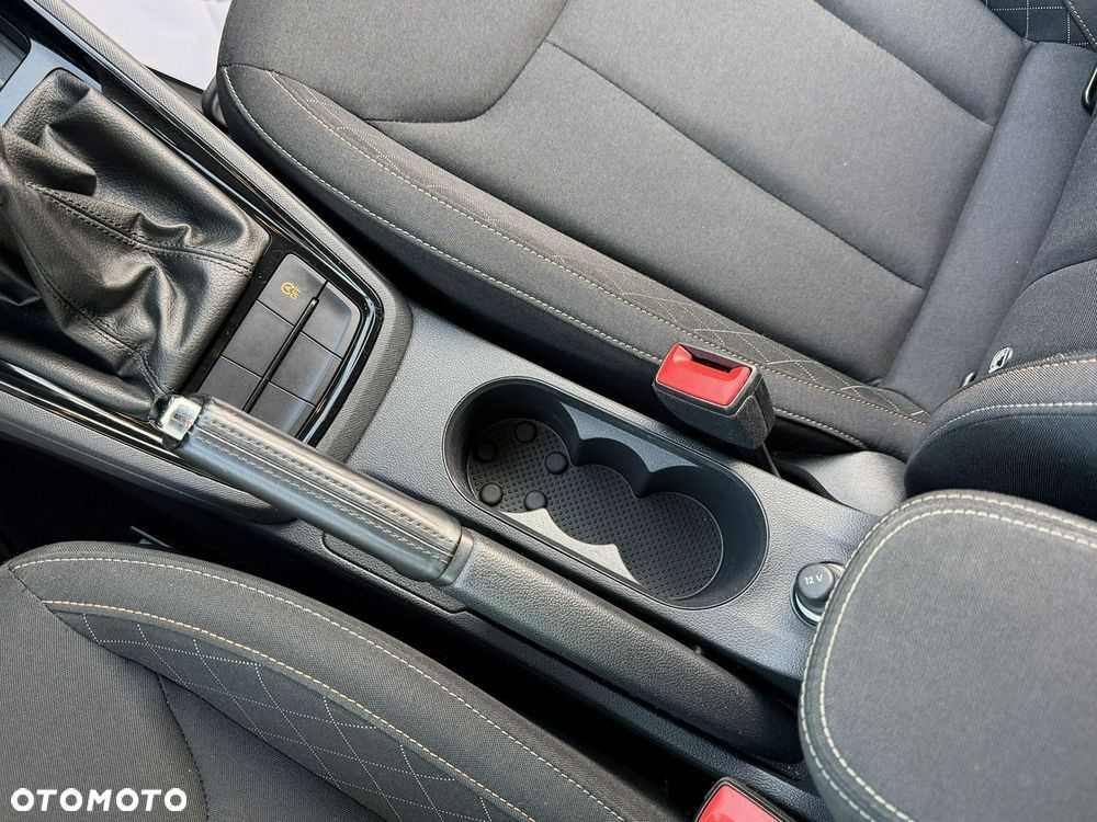 Skoda Scala 1.5 TSI Selection DSG - 17