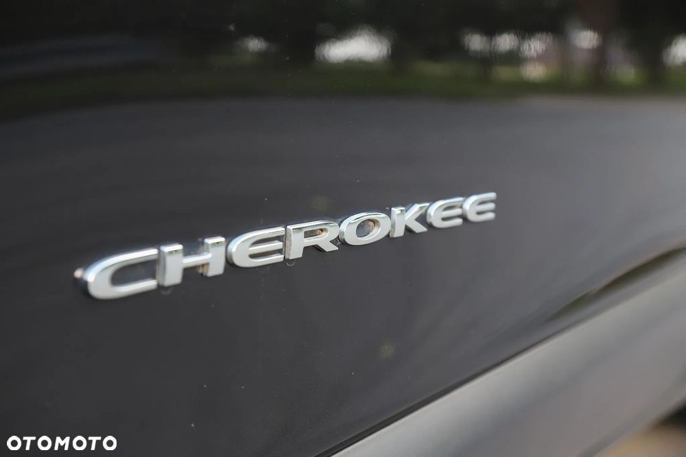 Jeep Cherokee 2.0 MJD Active Drive I Limited - 18