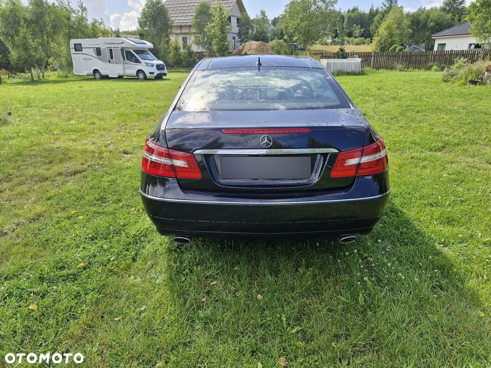Mercedes-Benz Klasa E 350 CDI BlueEff - 5