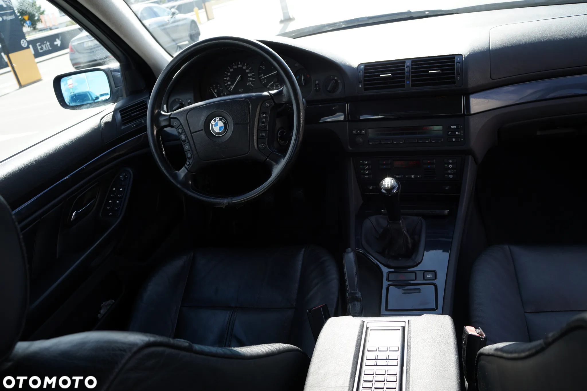 BMW Seria 5 525i - 13