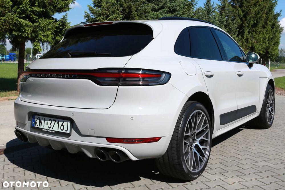 Porsche Macan - 2