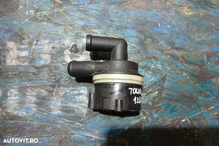 Pompa recirculare apa 5N0965561A 5N0965561A Volkswagen VW Touran 1 [2 - 1