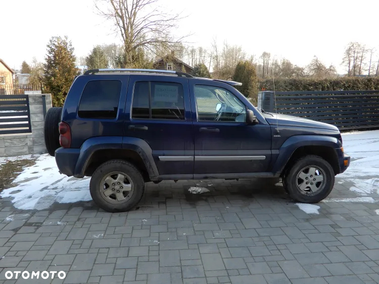 Jeep Liberty 2.8 CRD 4x4 - 7