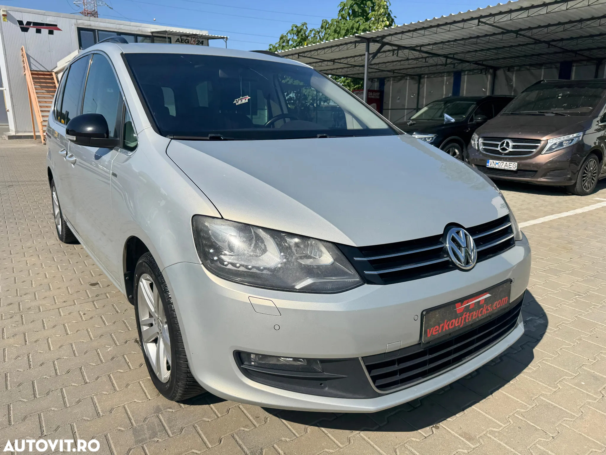 Volkswagen Sharan 2.0 TDI DSG BlueMotion Technology Highline - 3