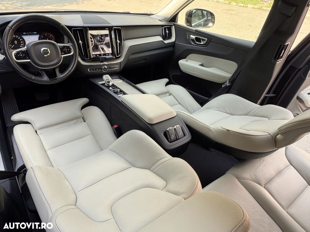 Volvo XC 60 B4 D AWD Geartronic Inscription - 32