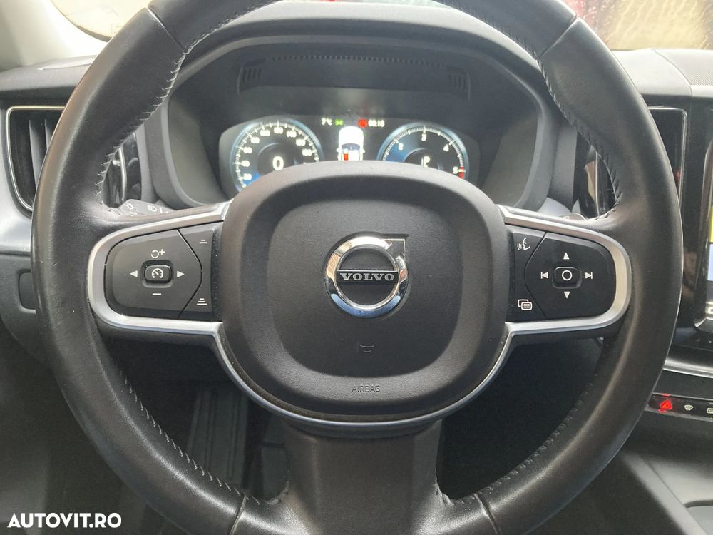 Volvo XC 60 D5 AWD Geartronic Inscription - 23