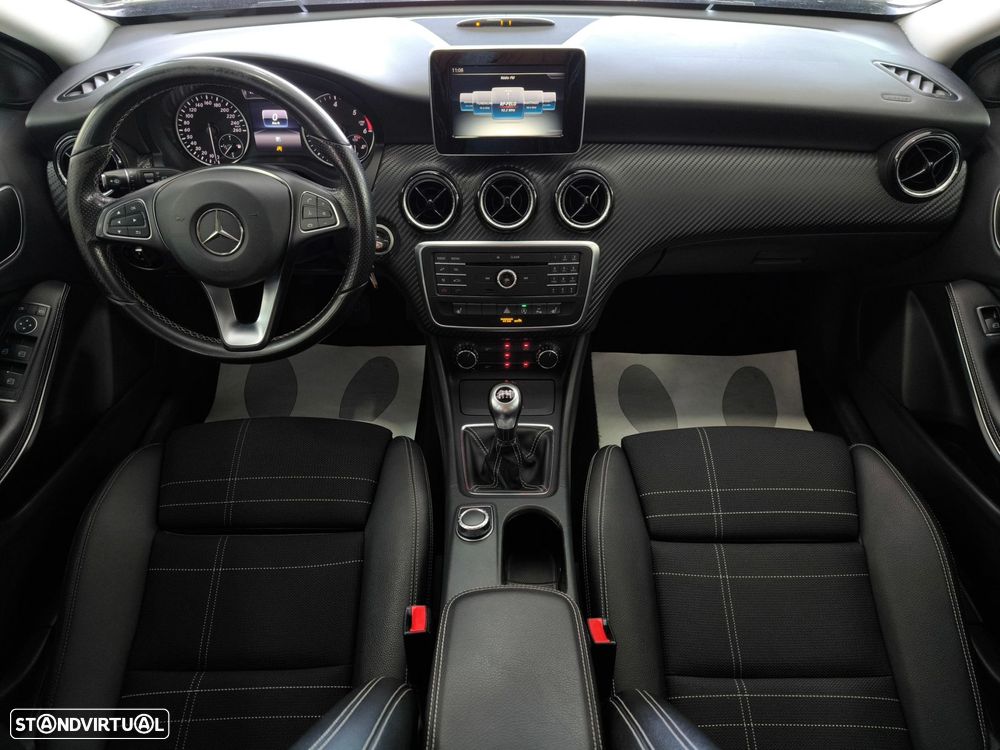 Mercedes-Benz GLA 180 d Urban - 10