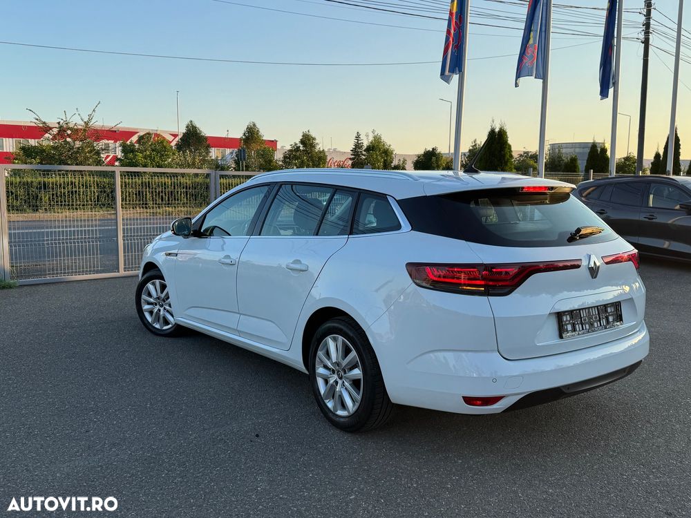 Renault Megane BLUE dCi 115 BUSINESS EDITION - 25