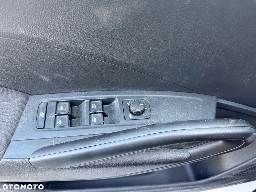 Skoda Fabia 1.0 TSI Selection DSG - 10