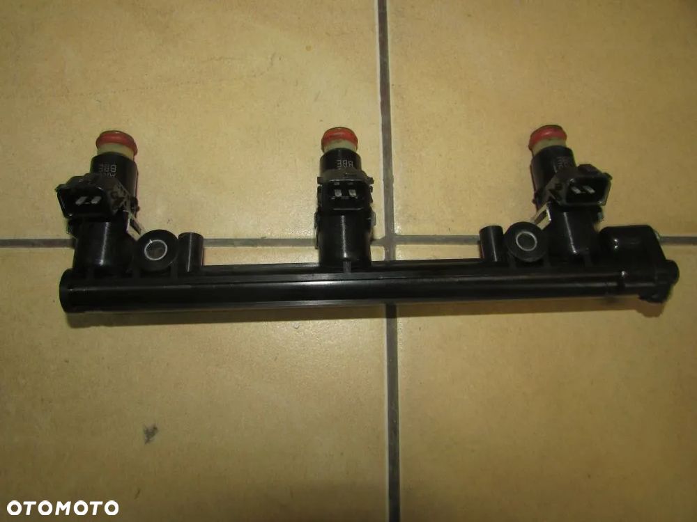 Triumph Tiger 1050 06-12 wtryskiwacze - 1