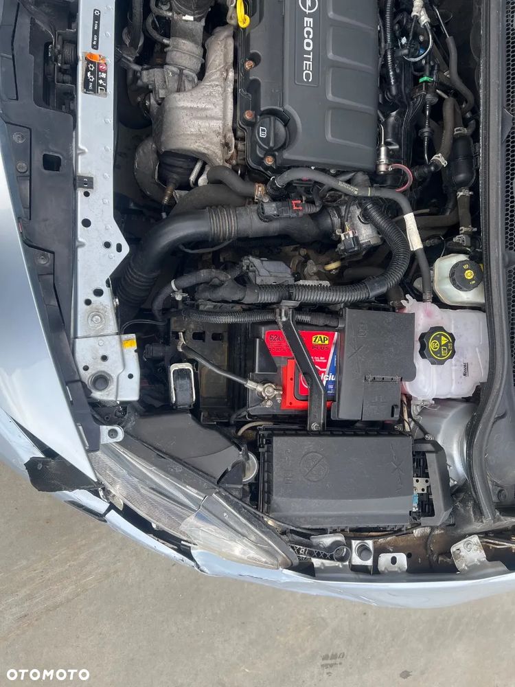 Opel Astra 1.4 Turbo Active - 11