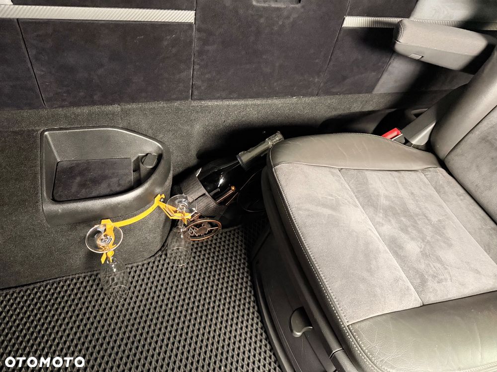 Volkswagen Multivan TDI L1 Trendline 4Motion - 26