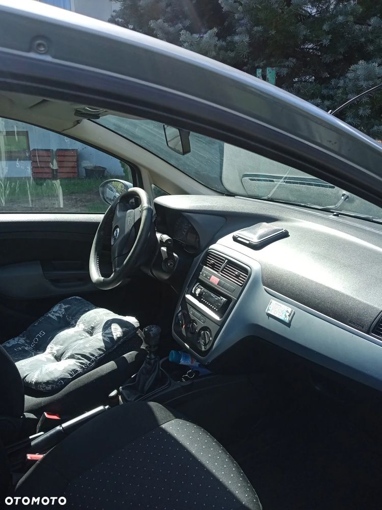 Fiat Grande Punto 1.4 8V Energy - 4