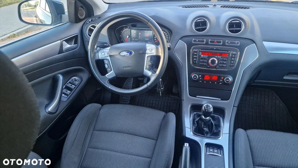 Ford Mondeo 2.0 TDCi Titanium X - 35