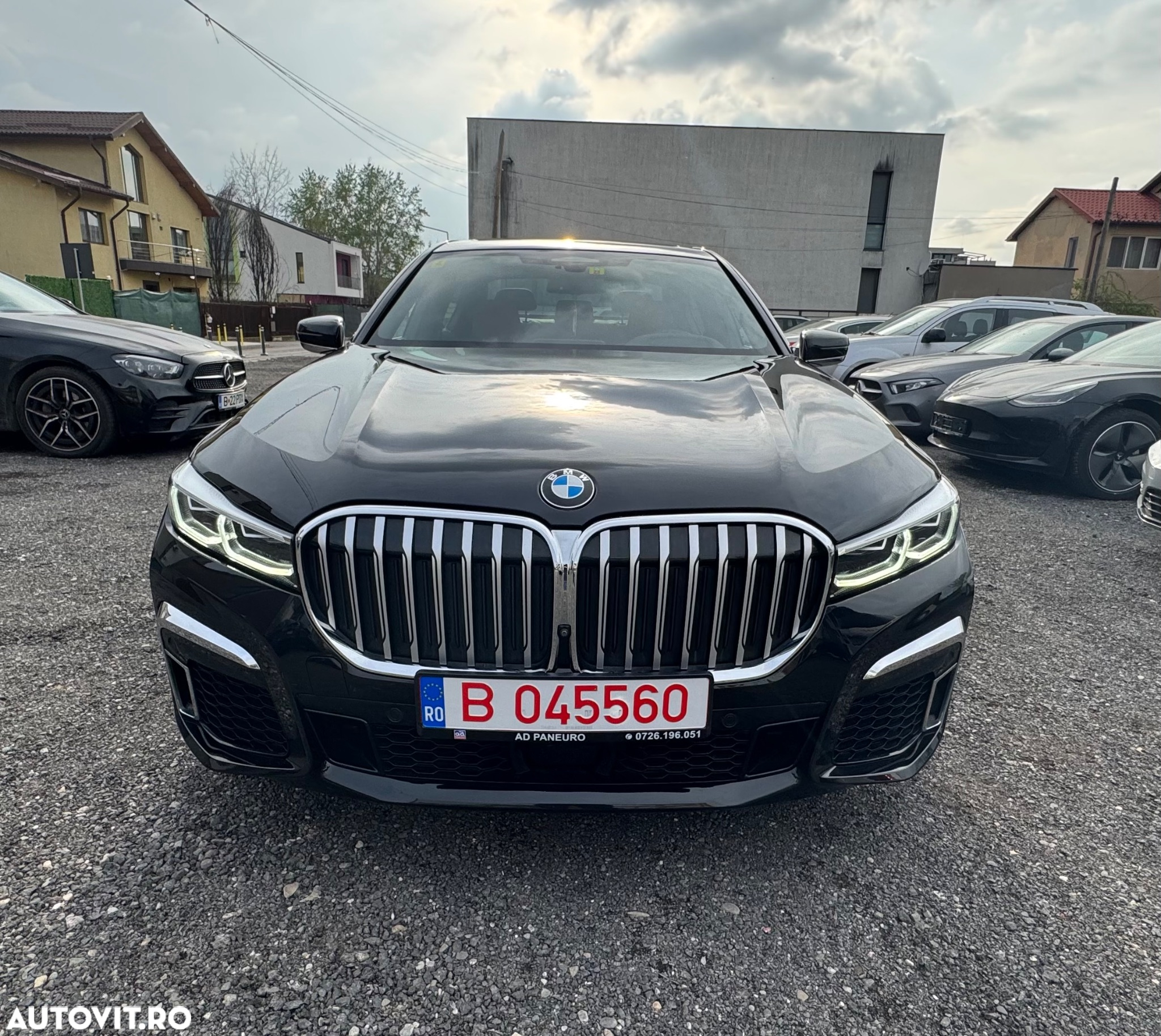 BMW Seria 7 740i - 3
