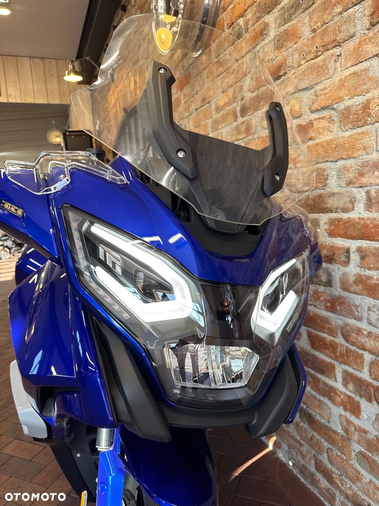 Jawa 750 Touring - 16