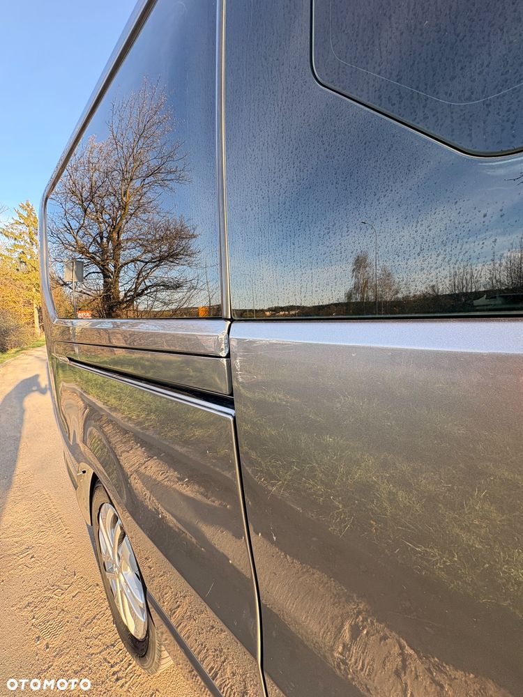 Opel Vivaro - 12