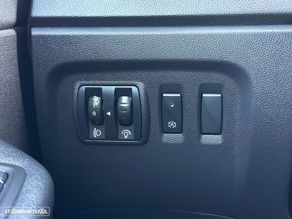 Renault Captur 0.9 TCE - 18