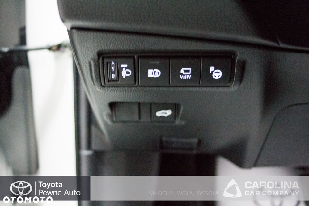 Toyota Corolla Cross - 10