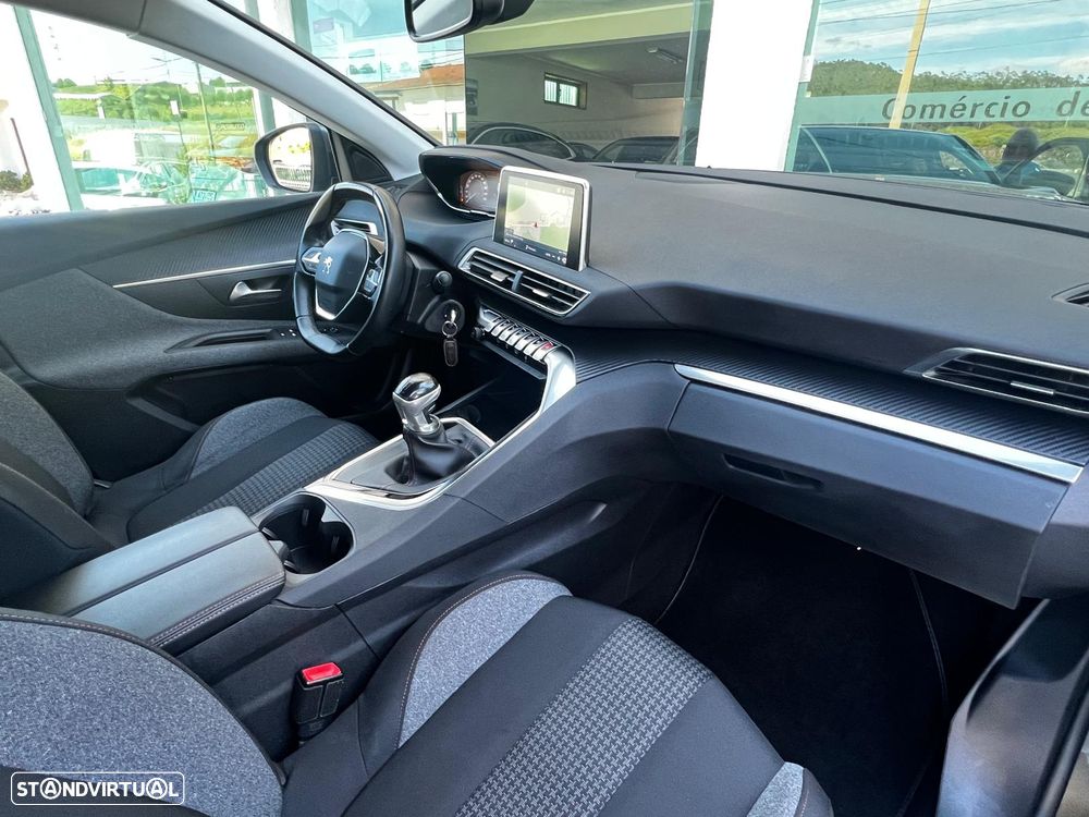 Peugeot 3008 1.5 BlueHDi Active Pack - 22
