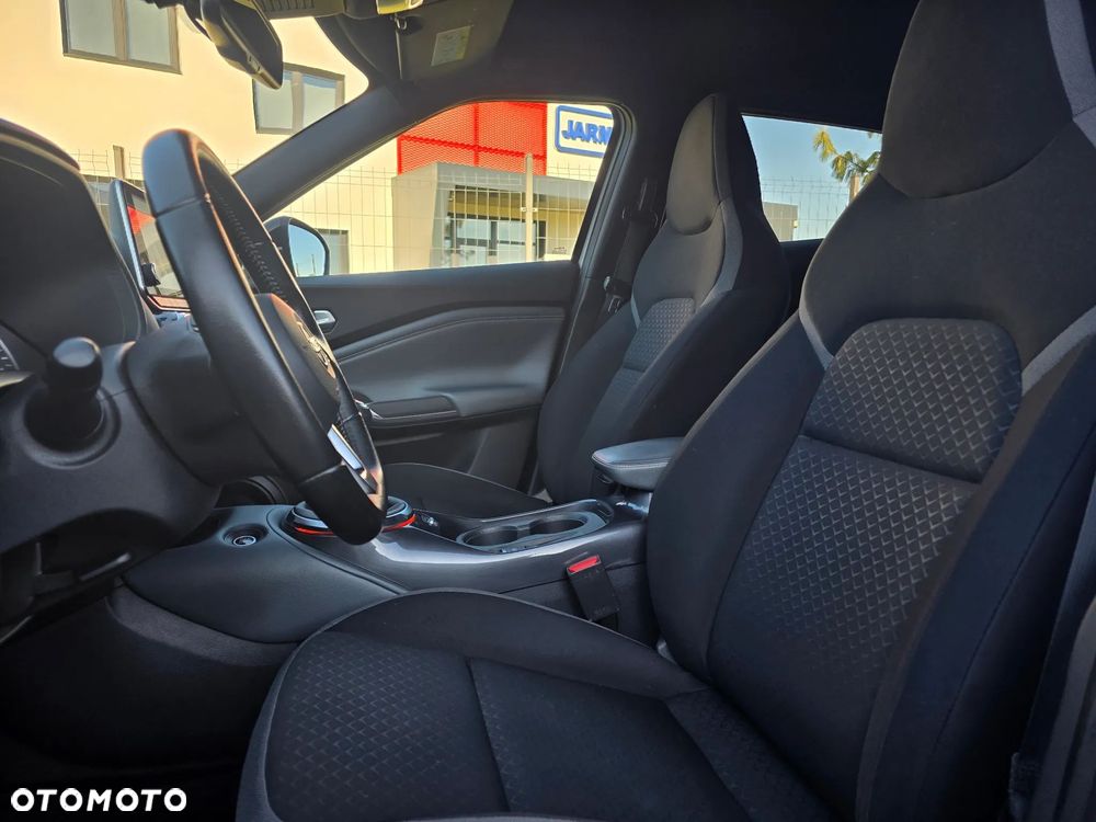 Nissan Juke 1.0 DIG-T Tekna - 23
