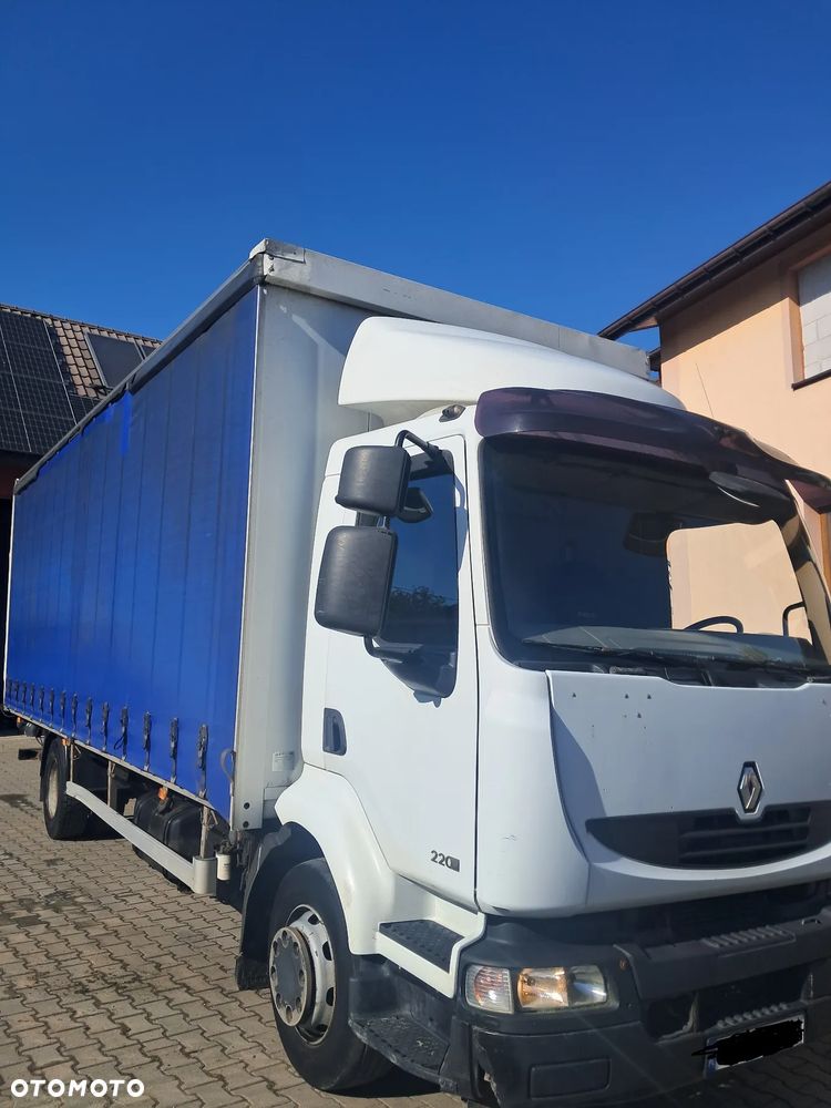 Renault Midlum 220.12 - 1