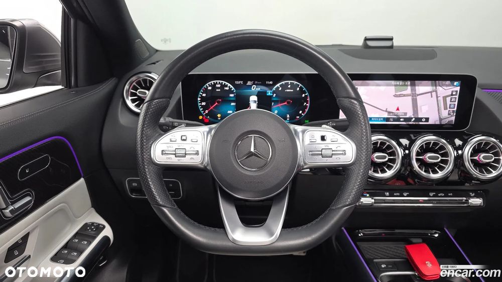 Mercedes-Benz GLA 250 4Matic 8G-DCT AMG Line - 13