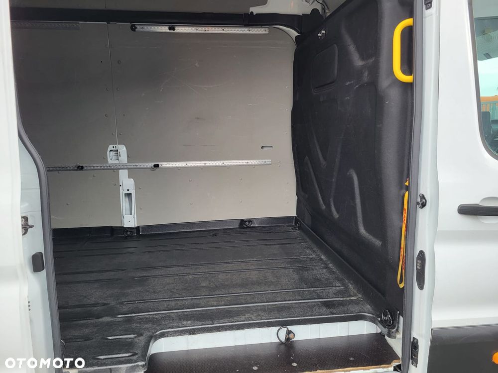 Ford TRANSIT 2.0 TDCI - MAXI - 9