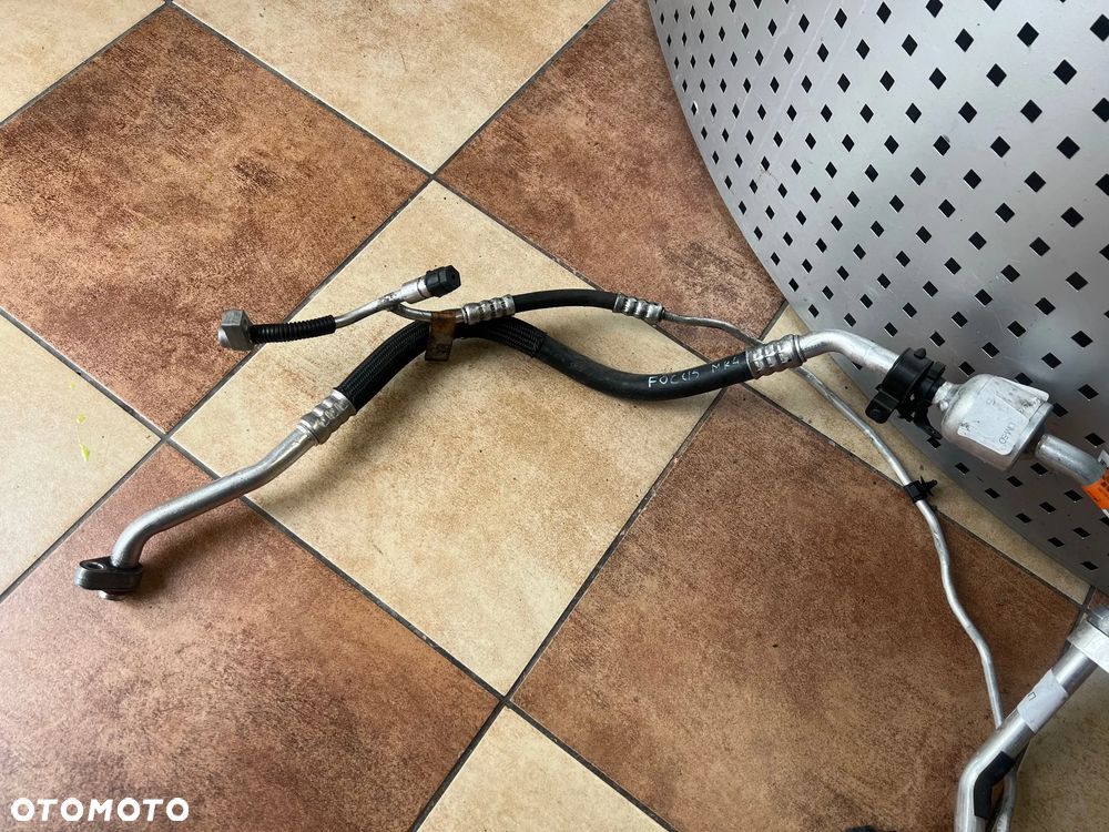 PRZEWÓD PRZEWODY RURKA WĄŻ KLIMY KLIMATYZACJI FORD FOCUS MK4 2018 -  1.0 ECOBOOST JX61-19A834-NE  JX61-19N602-BD JX61-19A834-NF LX61-19N602-BC CENA ZA KOMPLET - 4