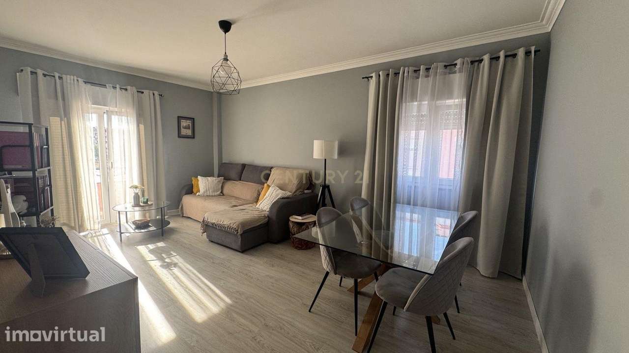 Apartamento Renovado T2 em Pinhal Novo, Palmela - Grande imagem: 2/18
