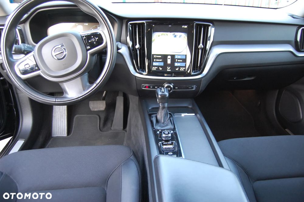 Volvo V60 Cross Country D4 AWD Geartronic Pro - 39