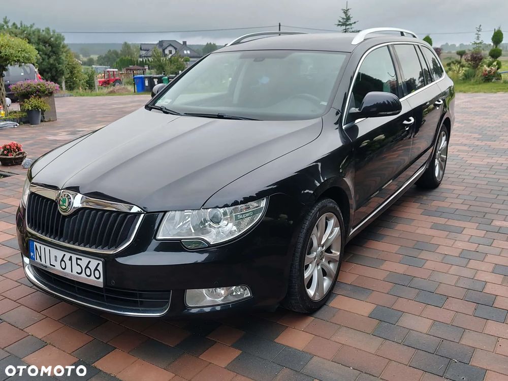 Skoda Superb Combi 2.0 TDI Elegance - 3